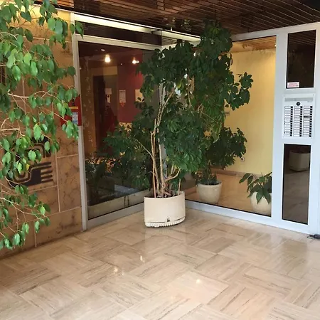 Le Roc Apartment *